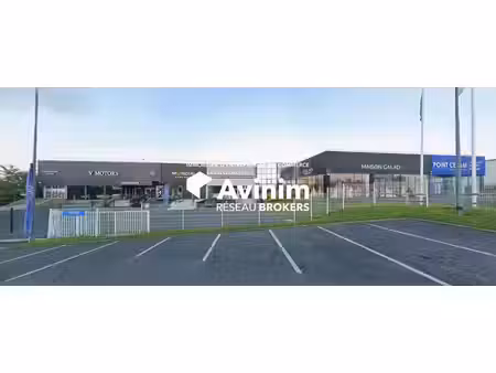 vente commerce groslay 95410 3505m²