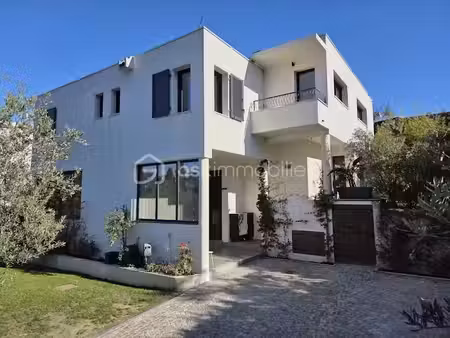 vente maison 5 pièces 187 m² à vallauris (06220)  1 150 000 €