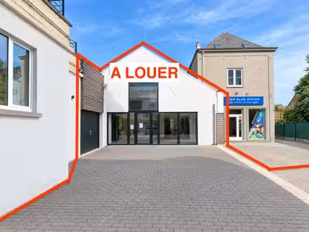 espace commercial + de 700 m2 en plein centre ville