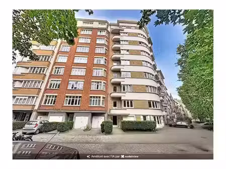 appartement à vendre à place constantin meunier 12 uccle (vbe70556)