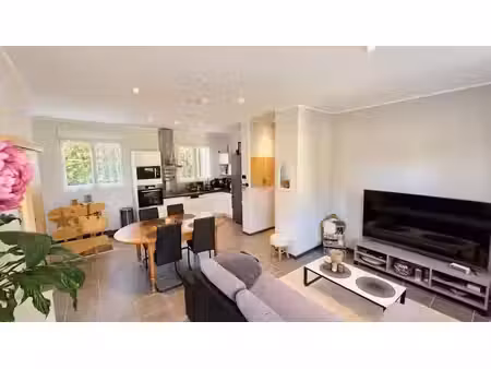 vente duplex 5 pièces 82 m² à cluses (74300)  260 000 €