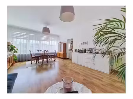 appartement à vendre à avenue edouard bénès 146 molenbeek-saint-jean (vbe70396)
