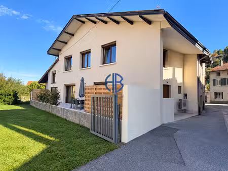 maison de village amberieu en bugey 4 pièce(s) 130 m2