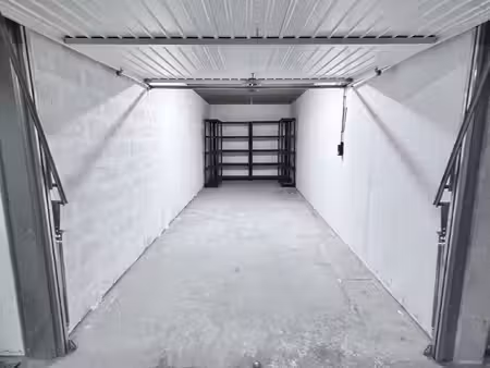 location garage 19 m² à saint-cyr-sur-mer (83270)