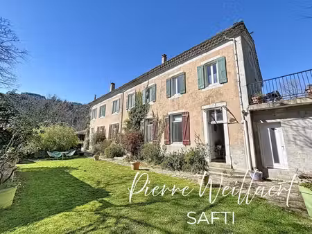 ancienne école rénovée avec fort potentiel de gîtes – ardèche