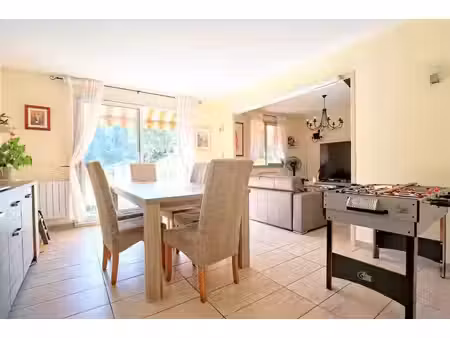 vente appartement 4 pièces 85 m² toulon (83000)