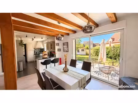 maison 6 pièces 110 m²