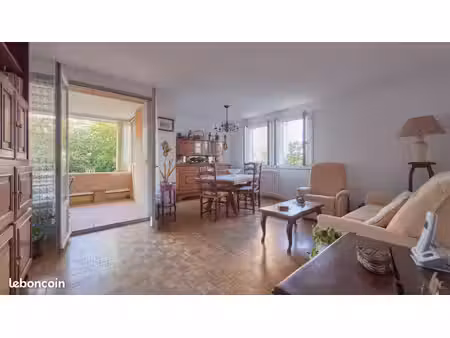 appartement 4 pièces 84 m²