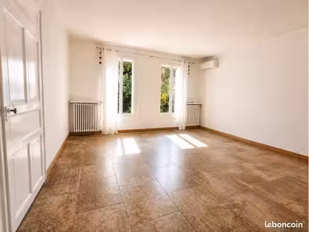 appartements t3 60m2 dalles en ciment petite copro