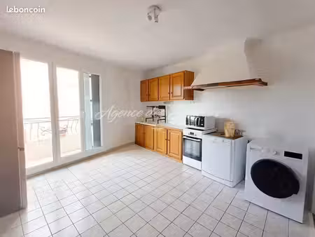 duplex 5 pièces 68 m²