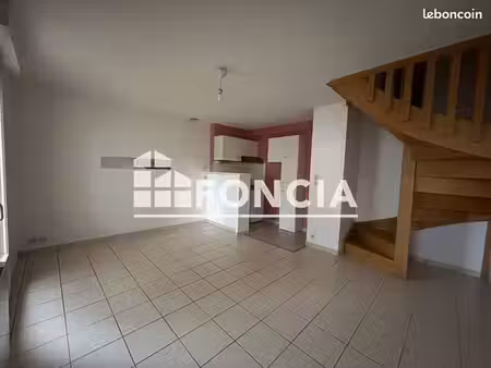 appartement 2 pièces 33.78m² à louer 548 - buxerolles 86180