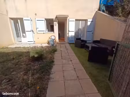 t2 bis rez de jardin 49m2