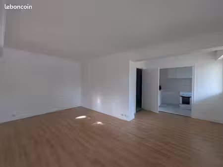 studio 1 pièce 36 m²