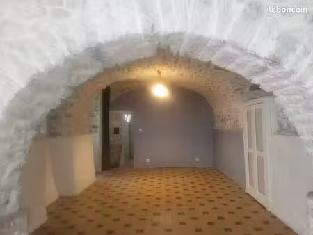 appartement meublé au rez-de-chaussée 75m²