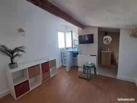 studio semi meublé hyper centre toulon