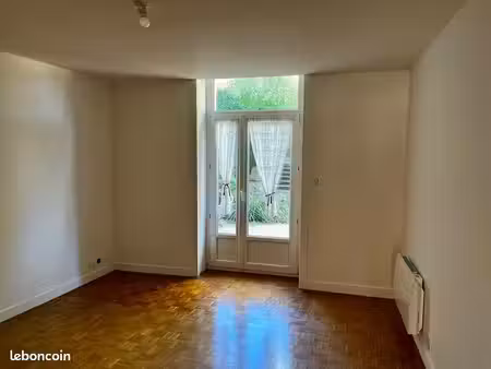 petite maison vigneronne à louer