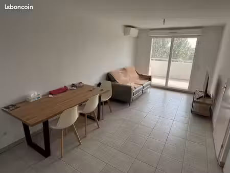 t2 récent 44 54 m² – terrasse plein sud sans vis-à-vis – climatisation – parking – agropar