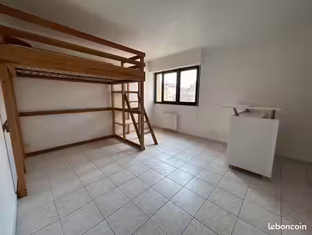 appartement 1 pièce 23 m²