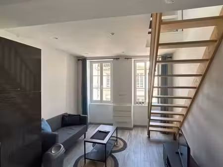 location t2 duplex rénové à neuf