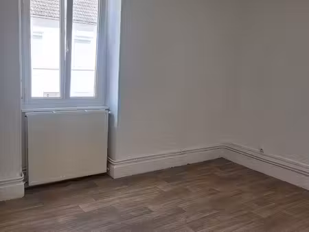 a louer  appartement f4 + garage
