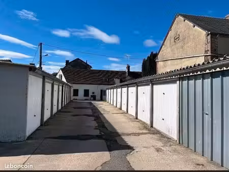 à louer box garage fermé