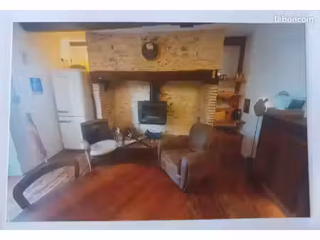 location maison à serignac 46700