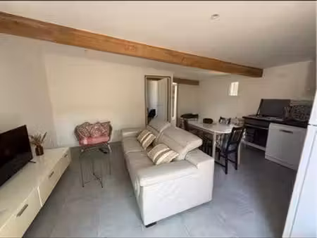 loue petite villa année scolaire
