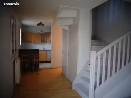 f2 en duplex  quartier calme à yzeure