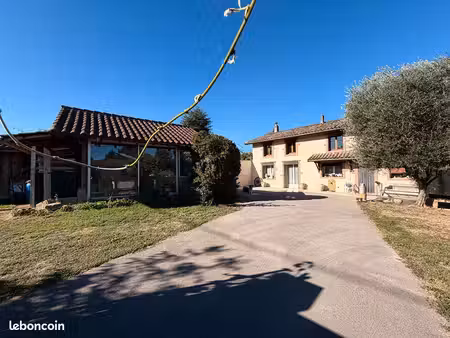 maison 6 pièces 121 m²