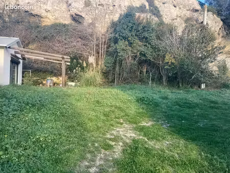 terrain secteur super calme