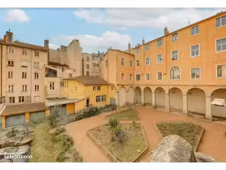 appartement 3 pièces 54 m²