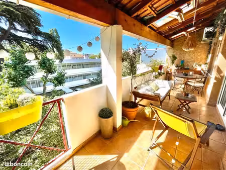 appartement 4 pièces 79 m2 et grande terrasse