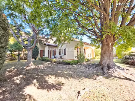 maison 5 pièces 160 m²