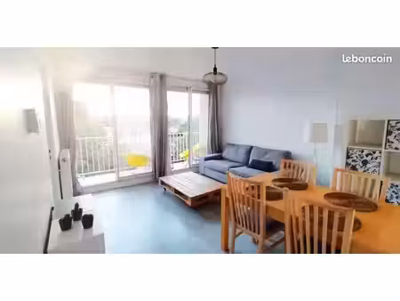 beau t3 meublé 55m² récemment refait avec balcon