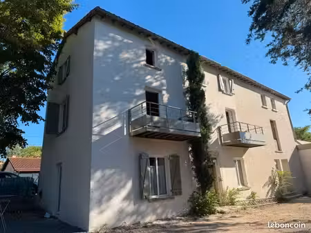 location duplex neuf t3 climatisé - craponne - balcon plein sud - 2 parkings avec bornes é
