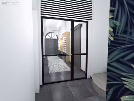 studio 1 pièce 29 m²