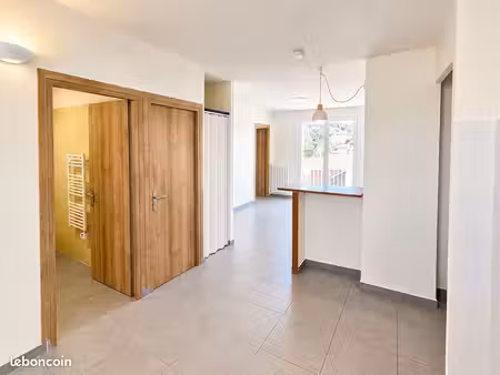 t3 rénové – 54 m² – 2 chambres – balcon – marseille 13e