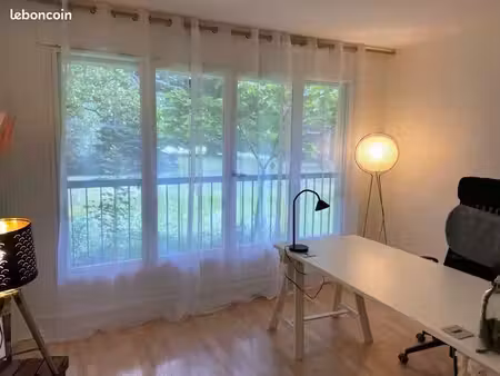 bureau lumineux à louer