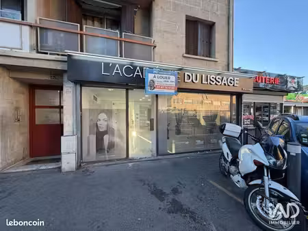 boutique 54 m² marseille