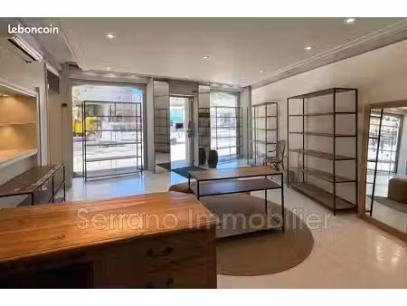 local commercial 23 m² châteaurenard
