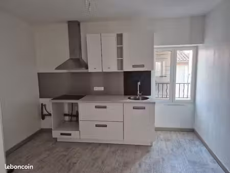 beau t2 de 50 m² centre ville eyragues