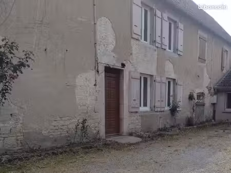 appt 91 m² à louer - sornay