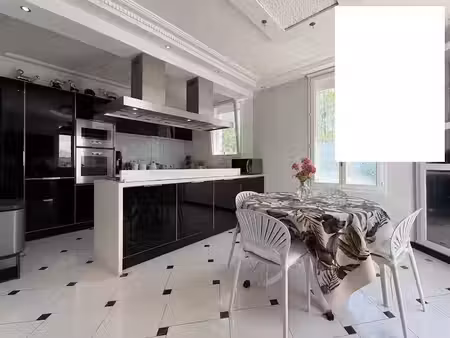 vente appartement 5 pièces 60.77 m² à clamart (92140)  565 500 €