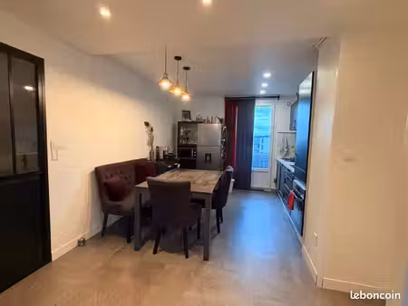jolie appartement t3 proche commodités