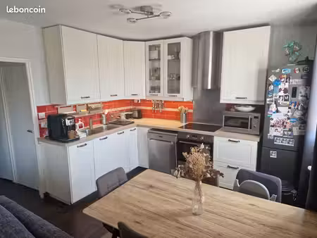appartement 56 m² – 2 chambres – vue exceptionnelle sur lyon - aucun travaux
