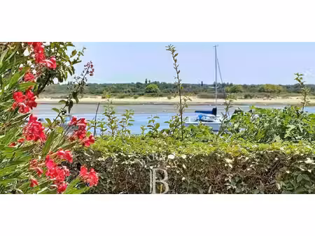 appartement avec terrasse en bord de mer arcachon (33)