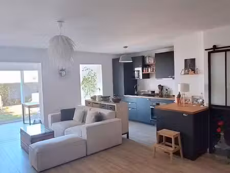 t4 environnement calme - jardin / garage / vue mer