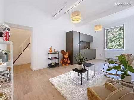 appartement 2 pièces 54 m²