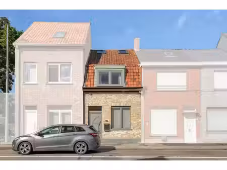 instapklaar huis te koop met 2 slaapkamers in de ieperstraat in poperinge