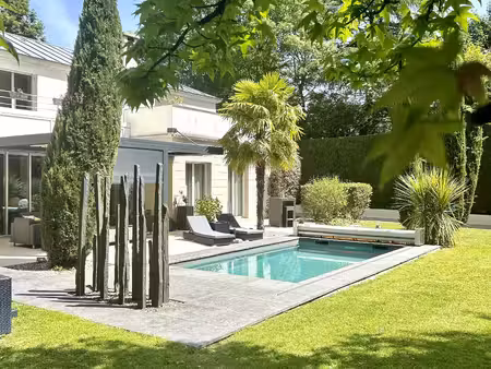 vente maison 8 pièces 297 m² la celle-saint-cloud (78170)